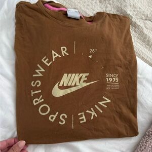 Nike Brown and Pink T-Shirt
